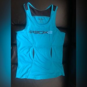 P90x2 Medium Women’s Blue Black Tank top EUC!